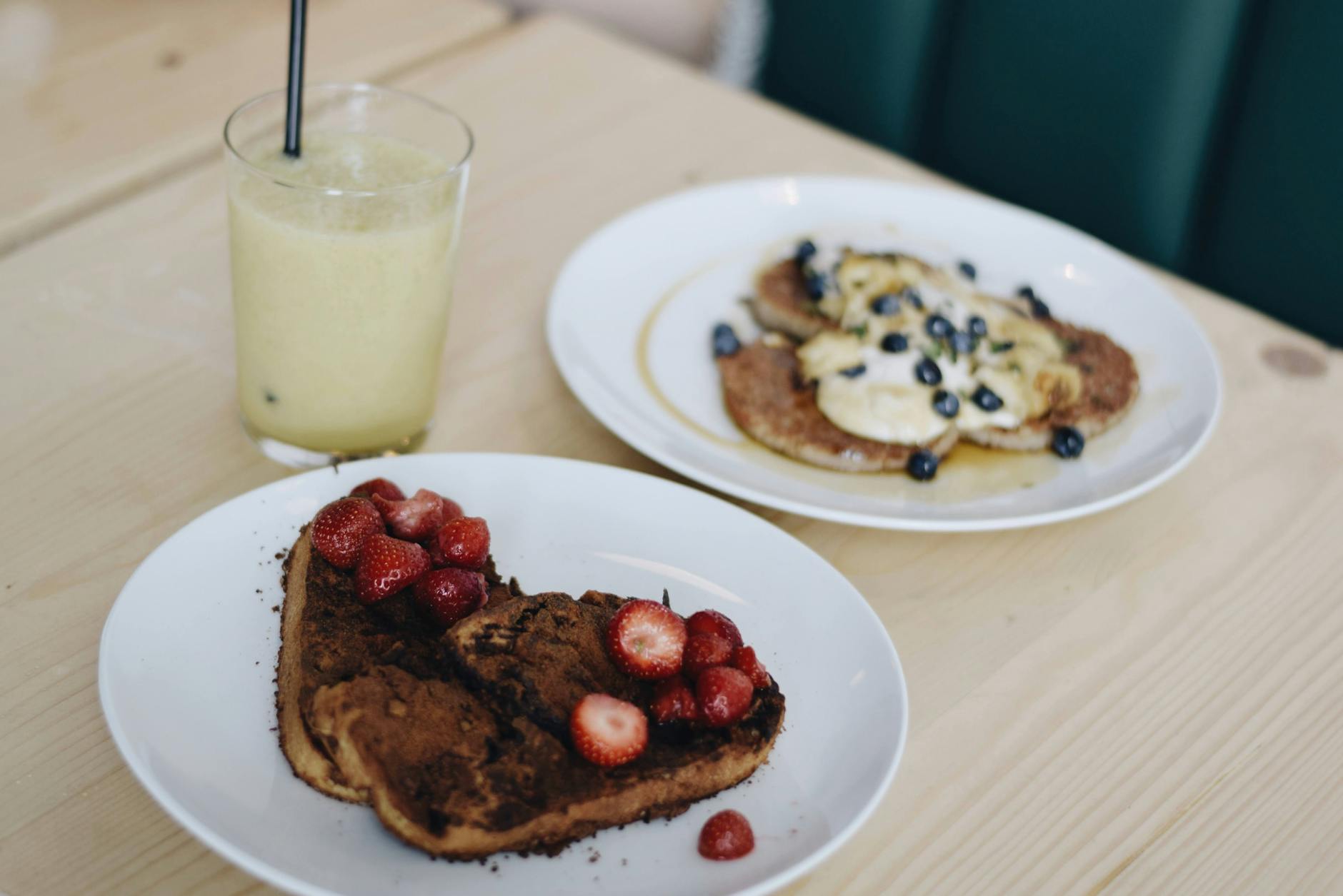 Popular Edinburgh brunch spot with breakfast dishes
