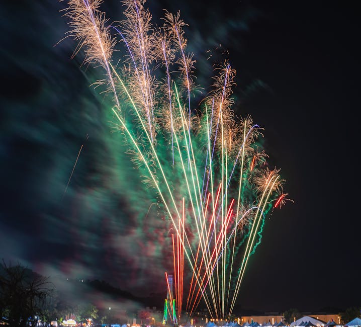 Edinburgh festival fireworks lighting the night sky