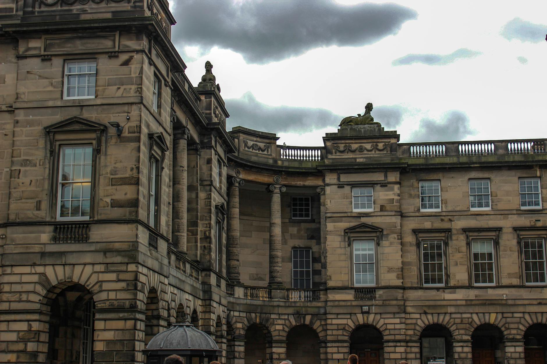 Edinburgh New Town Georgian architecture — the elegant 18th-century district offering upmarket hotels and excellent transport links