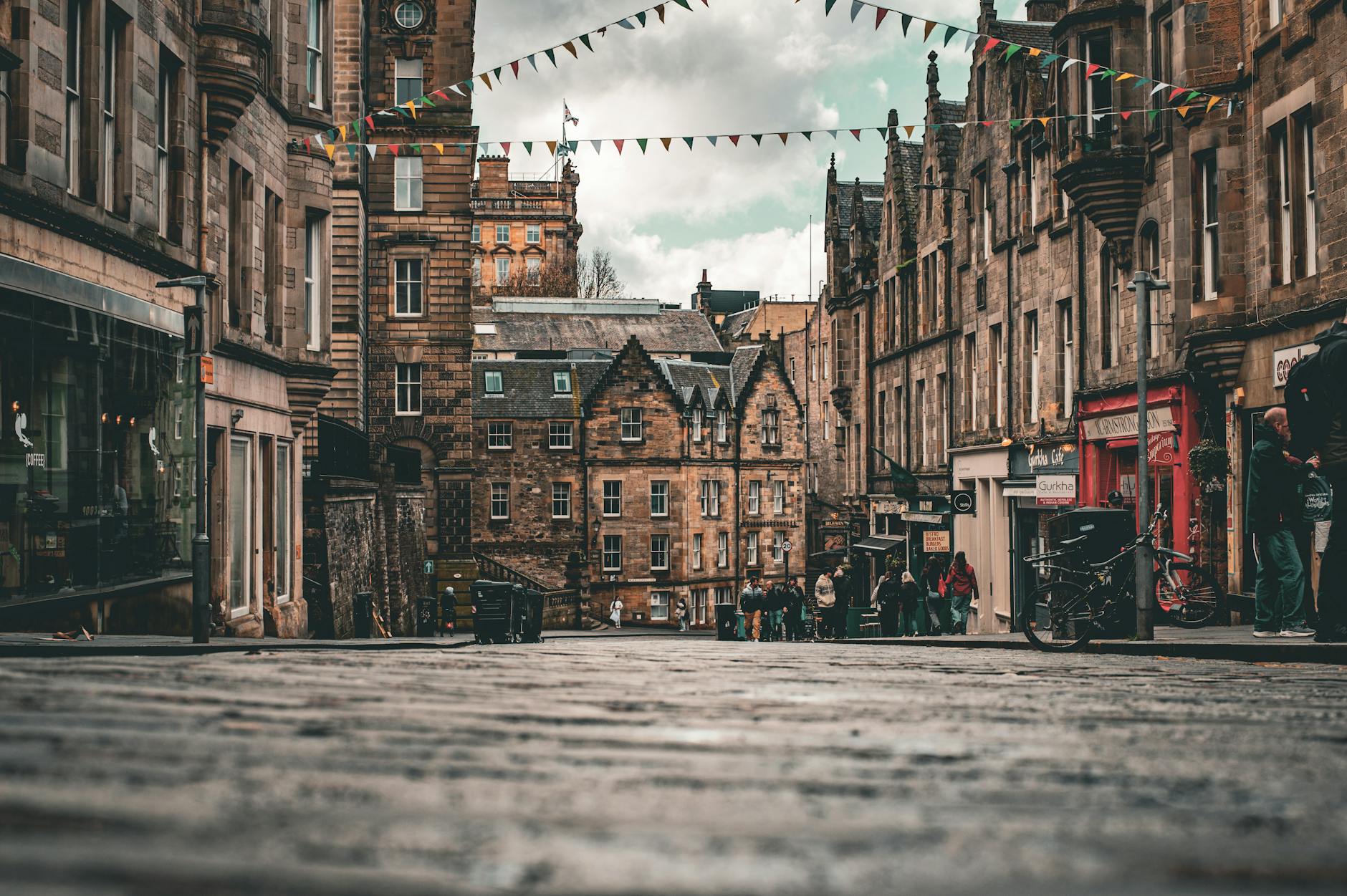 Edinburgh on a budget - Old Town street view showing free historic attractions along the Royal Mile