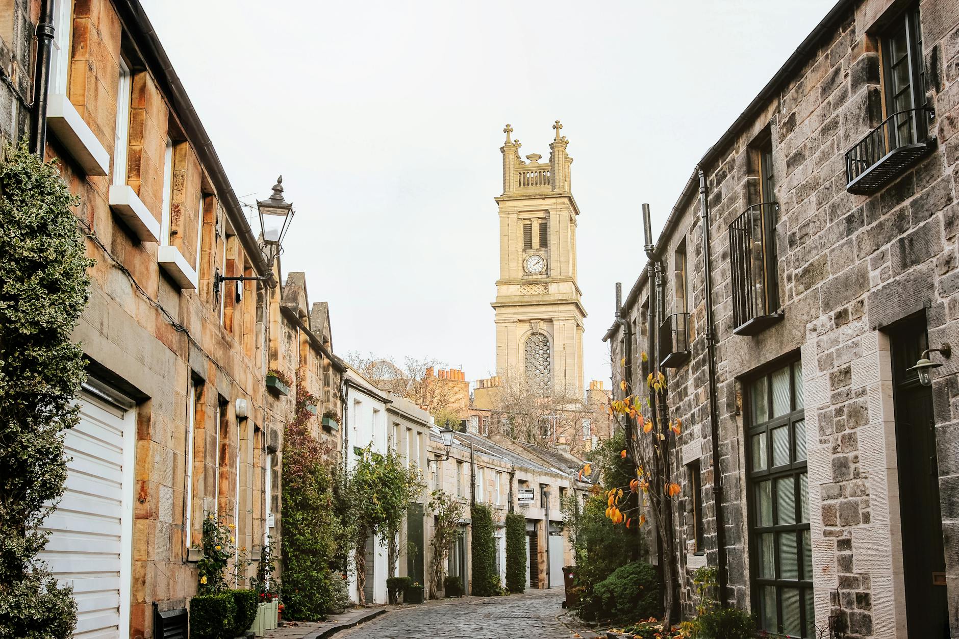 Charming Stockbridge village neighbourhood, a local favourite for first time in Edinburgh explorers