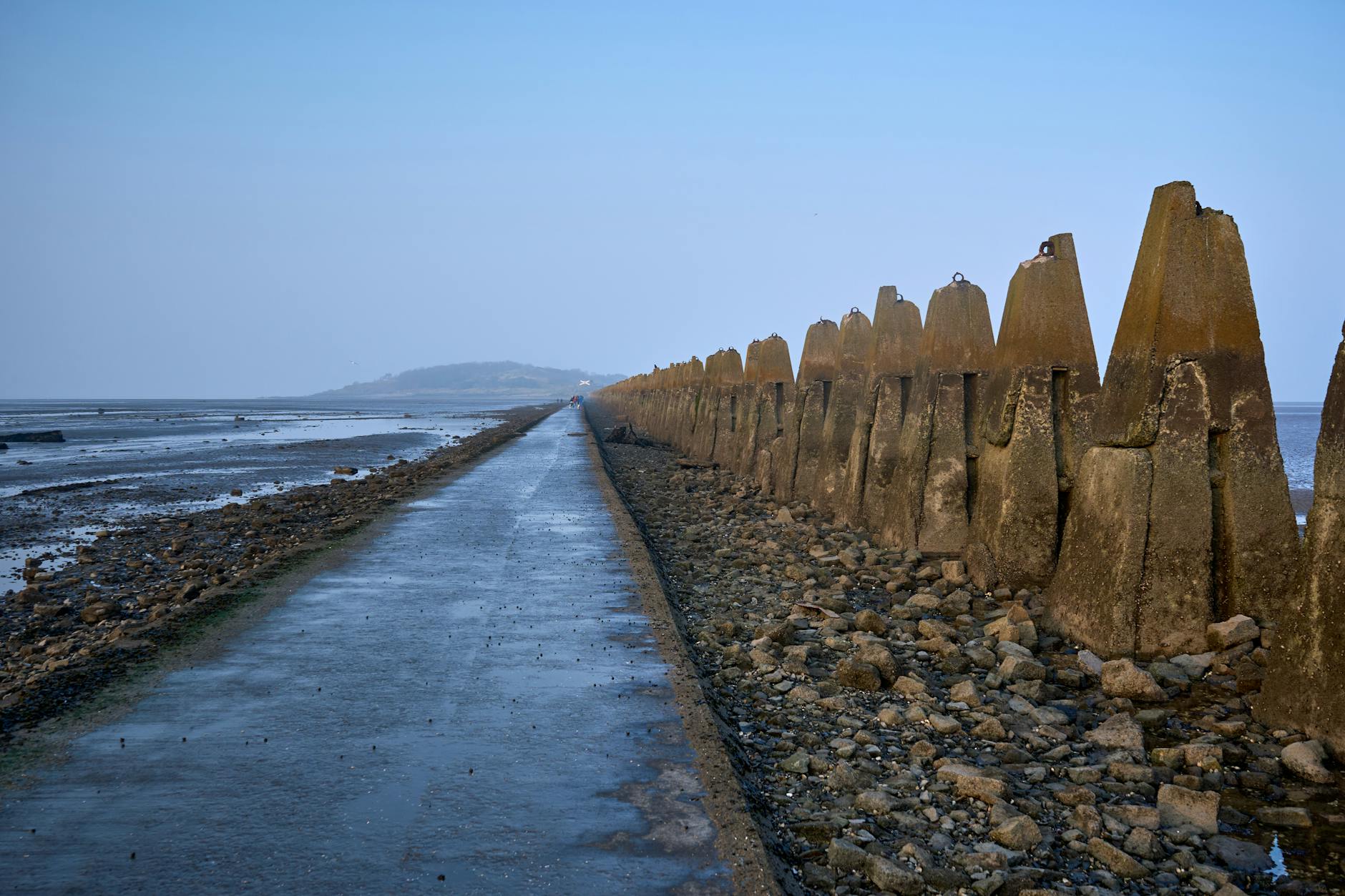 Cramond Island causeway walk near Edinburgh — unusual things to do in Edinburgh