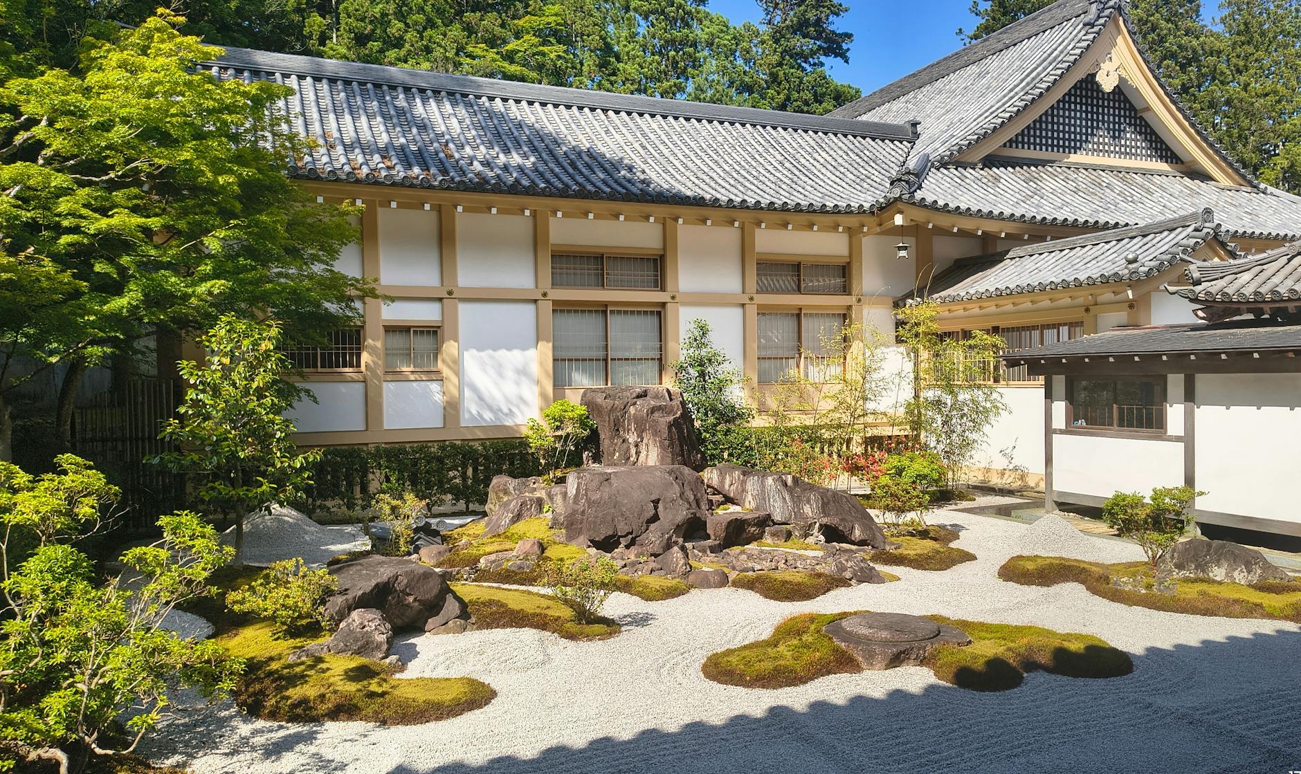 Kyoto Friendship Garden at Lauriston Castle Edinburgh — unusual things to do in Edinburgh