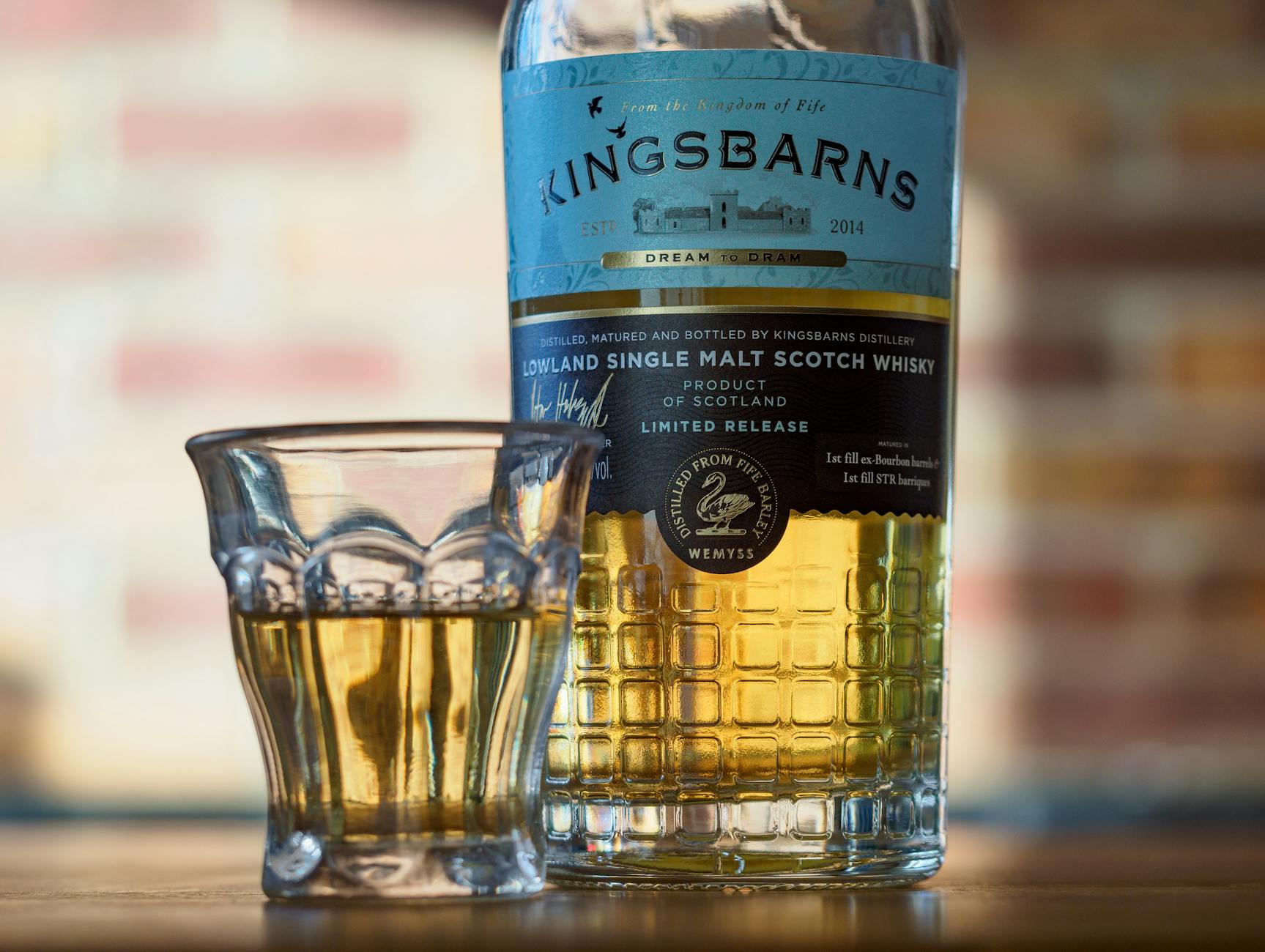 Indoor activities Edinburgh — whisky tasting experience at the Scotch Whisky Experience