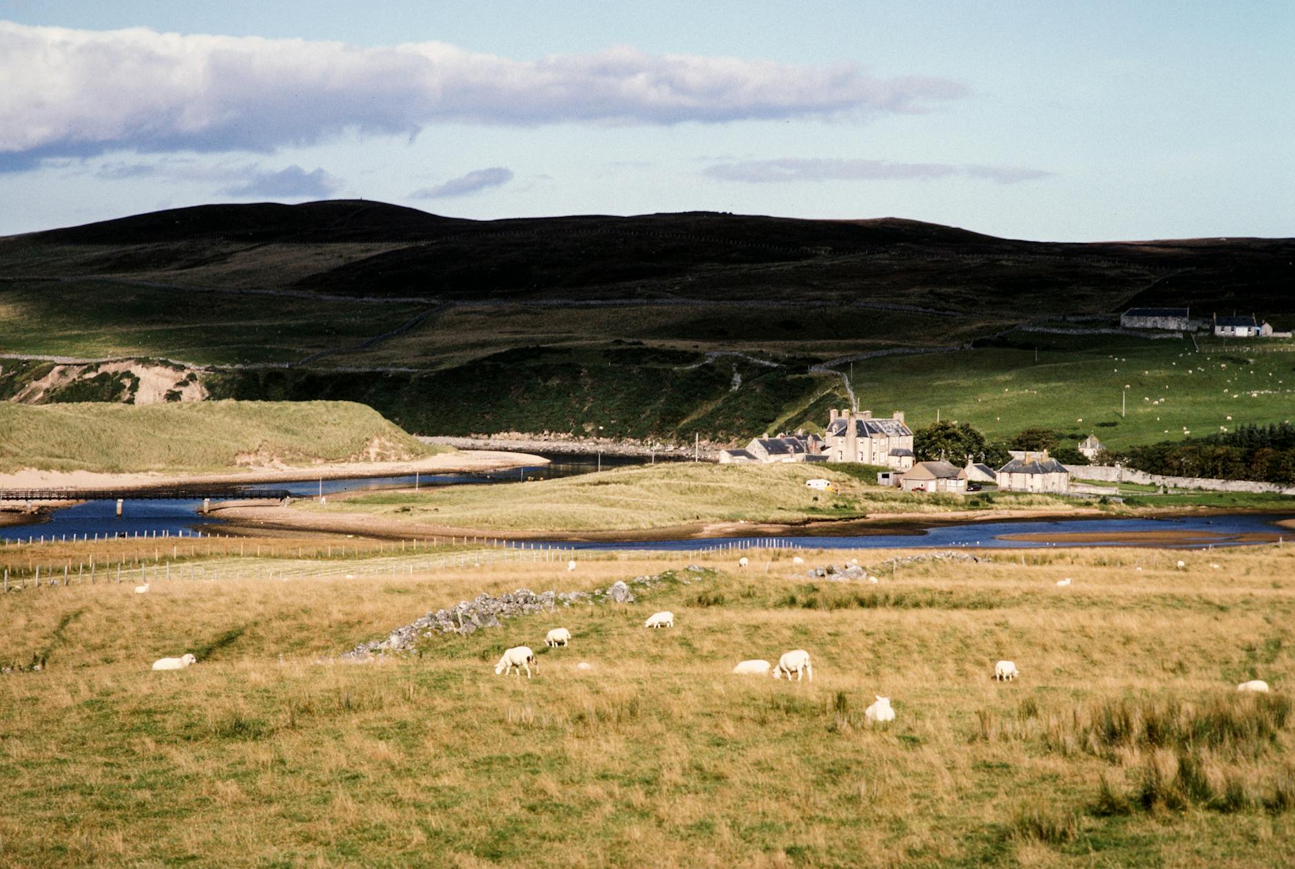 Charming Scottish countryside village perfect for a day trip from Edinburgh