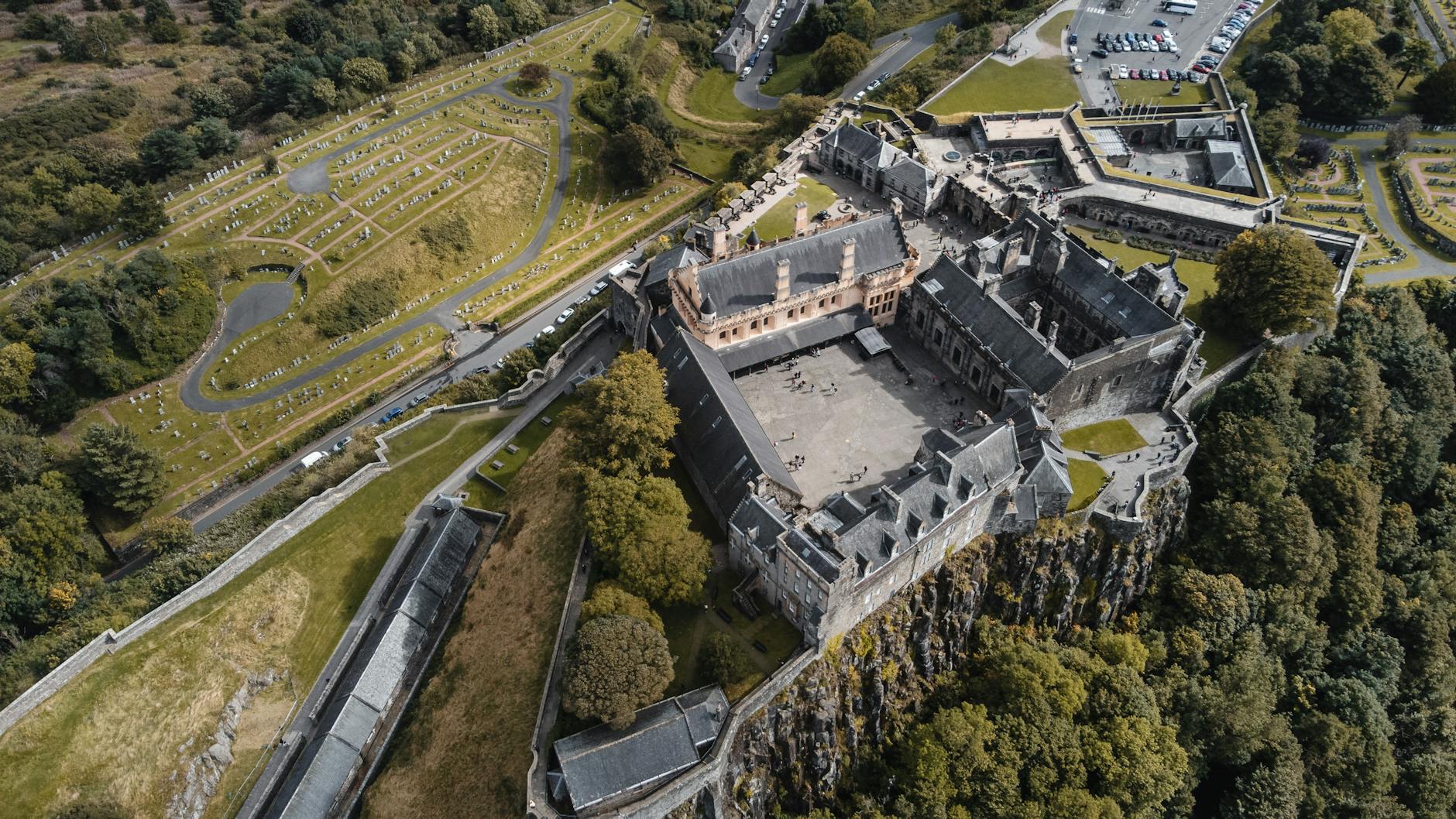 Stirling Castle perched on volcanic rock, an easy day trip from Edinburgh