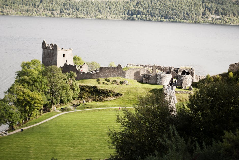 Urquhart Castle ruins Loch Ness day trip stop