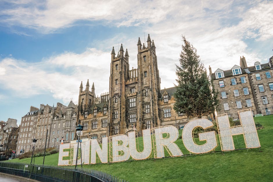 Edinburgh Old Town free walking attractions Royal Mile
