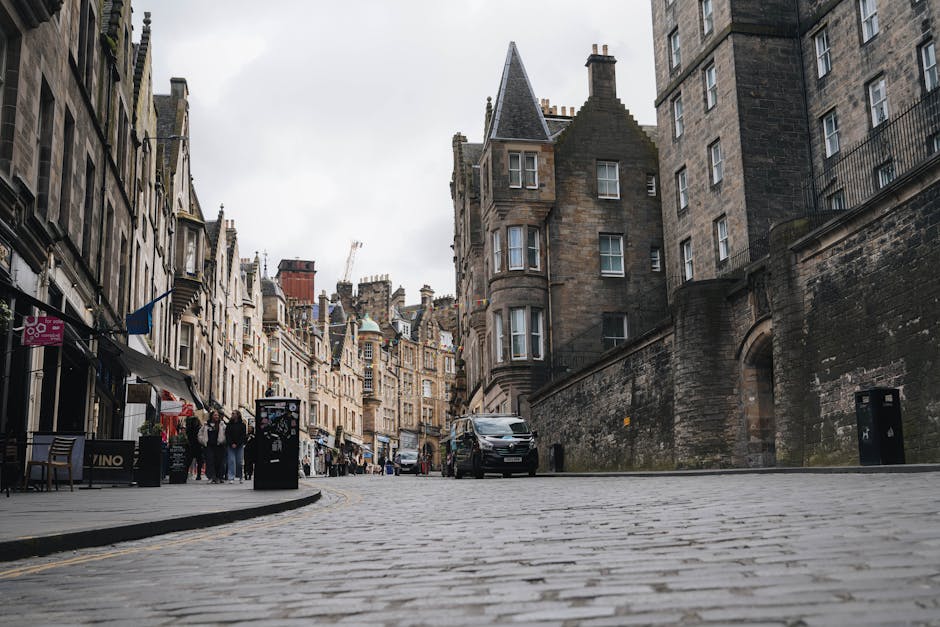 Cowgate Old Town Edinburgh hostels area