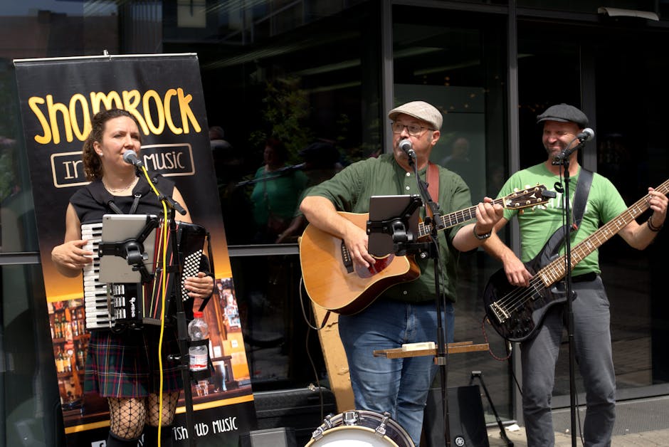 Free live music Edinburgh pub entertainment