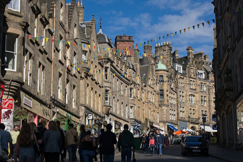 Edinburgh Fringe Festival audience crowd